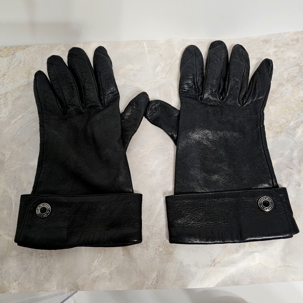 Y2K Coach Logo Gloves Made in Italy Softest Leather, Silk Lined, Black Like New!
